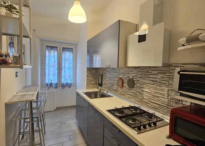 La Dolce Vita Apartment In Rome
